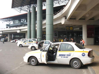 20821687-images1688488_taxi